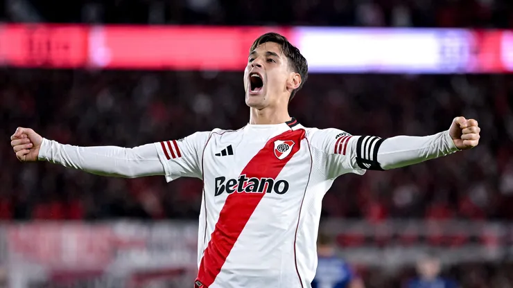 River hoy: la chance de que Martínez Quarta juegue el Mundial, pulgar abajo para Castaño y complicación con Echeverri