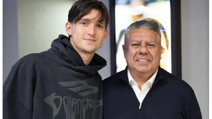Claudio Tapia y Leonardo Balerdi, en la concentración de la Selección Argentina.