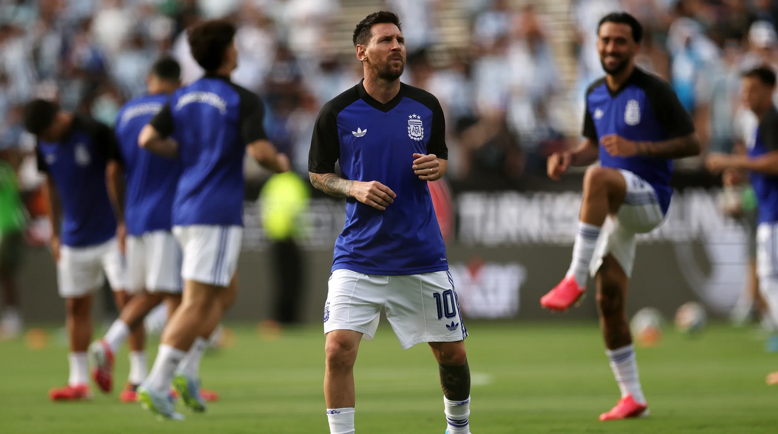 Leo Messi va por su sexto Mundial y se cuida ante Islandia