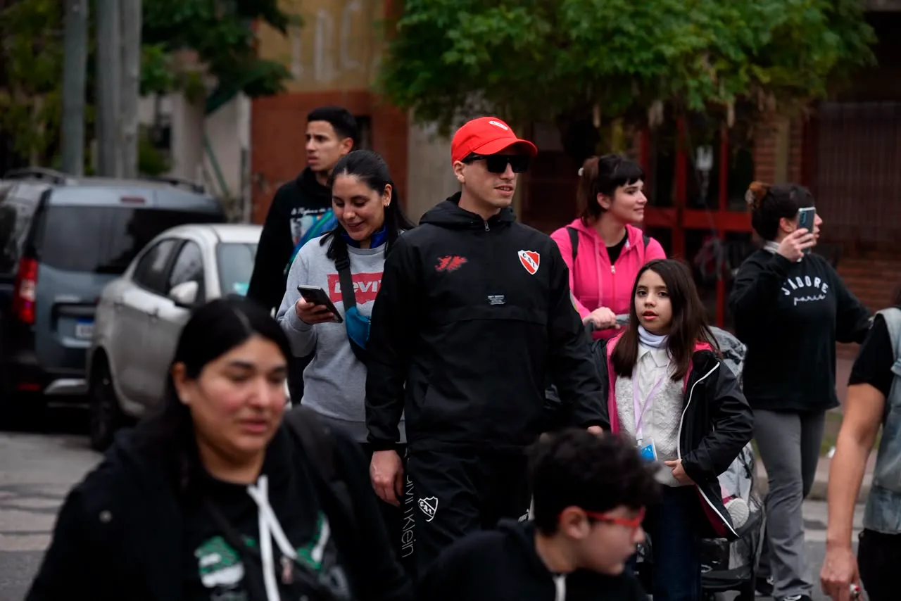 Los fanáticos despidieron al Indio Solari. (Diego Haliasz)