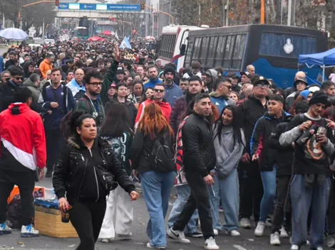El último adiós al Indio Solari: 75 cuadras de fila y el abrazo entre hinchas de todos los equipos