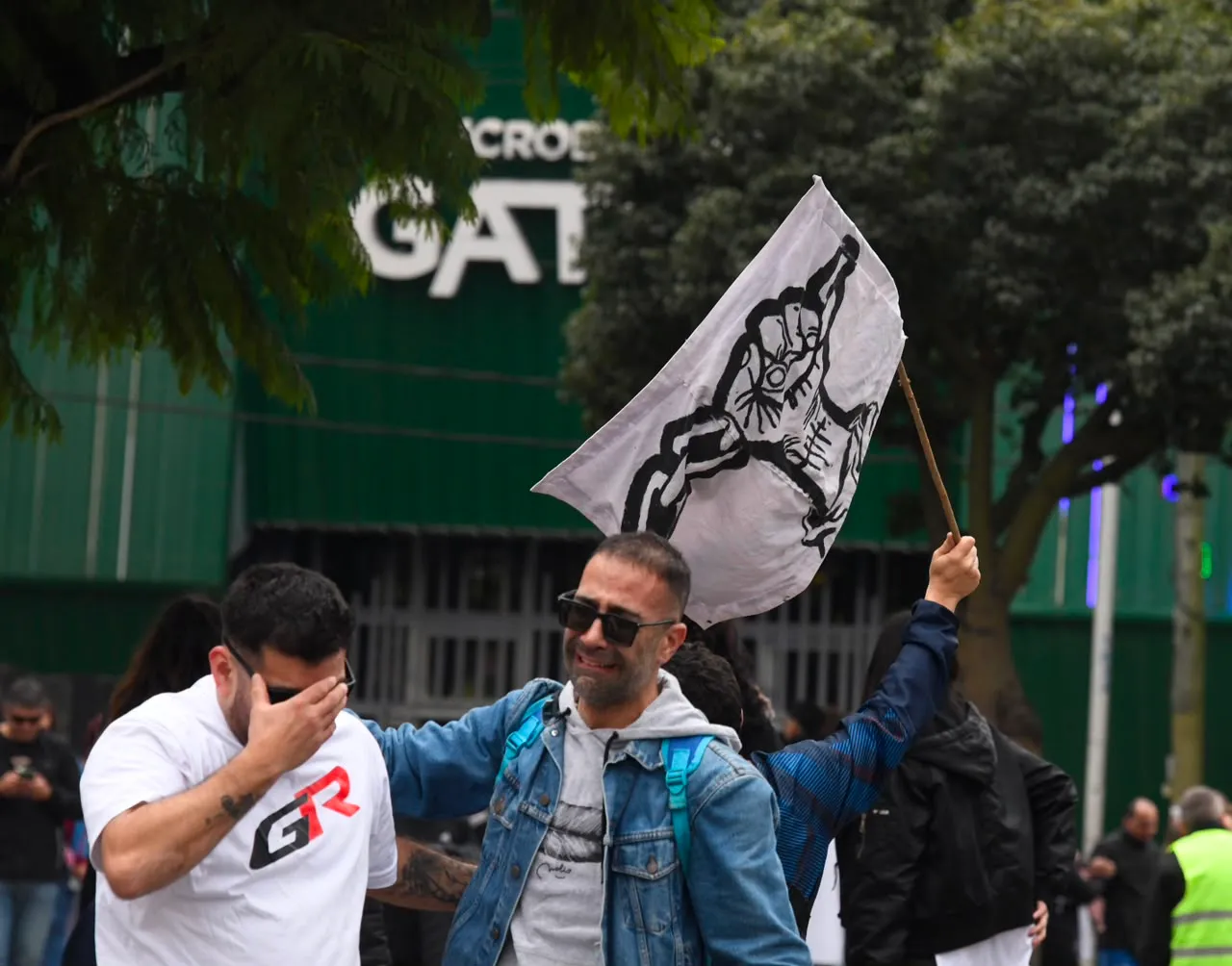 Los fanáticos despidieron al Indio Solari. (Diego Haliasz)