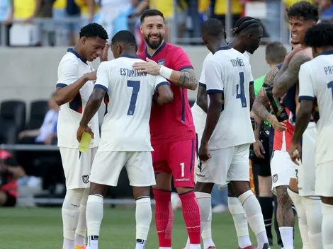 La Selección de Ecuador usó chalecos de enfriamiento para combatir el calor de Estados Unidos