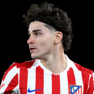 Atlético de Madrid chicaneó al Real Madrid luego de la oferta por Julián Álvarez