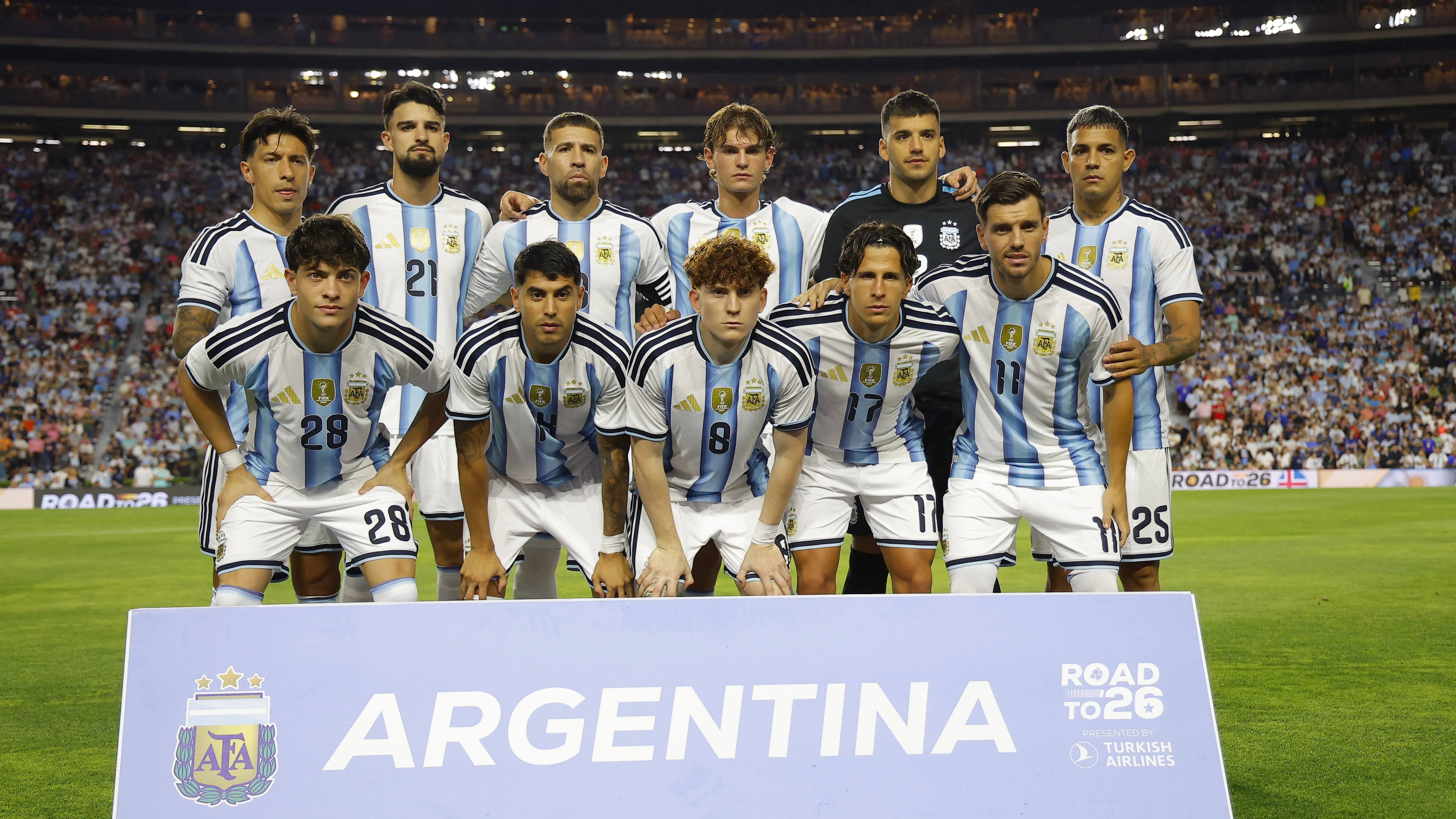Los titulares de Argentina en la goleada ante Islandia (Getty).