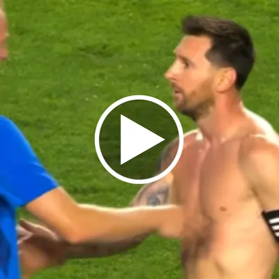El momento de Messi con Daníel Guðjohnsen, hijo de un excompañero suyo en Barcelona