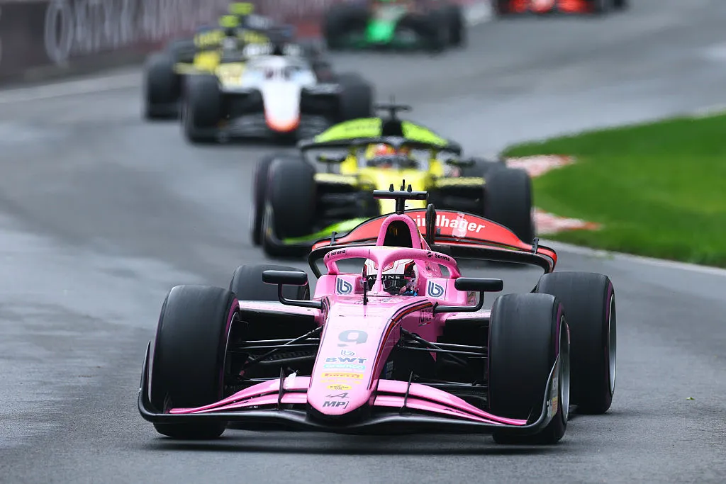 De los pilotos reserva de Alpine, Mini es el que está teniendo mejor temporada en F2. (Getty)