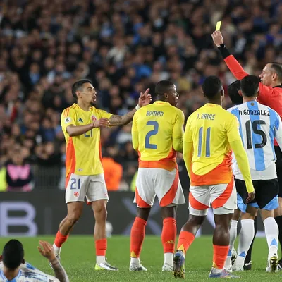 Con cuántas tarjetas amarillas se suspende a un jugador en el Mundial 2026