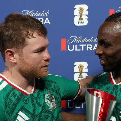 De qué equipo es hincha Canelo Álvarez