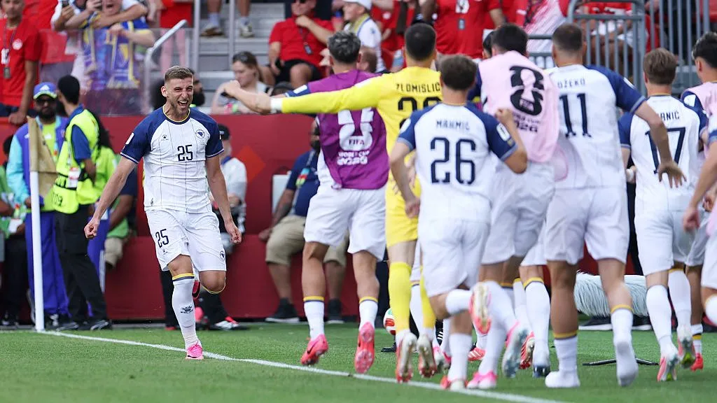 Bosnia festejando uno de sus goles en el Mundial. (Foto: Getty)