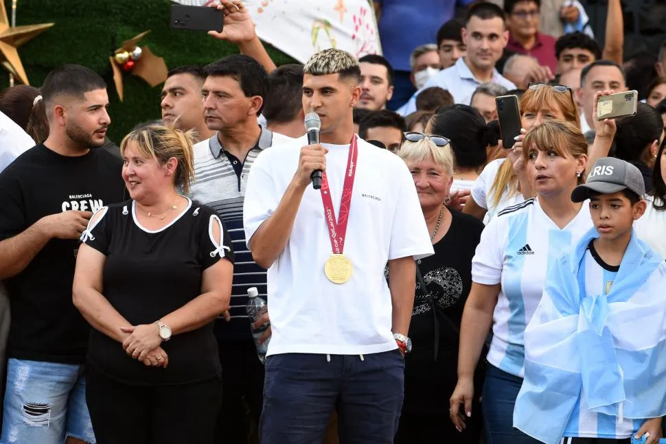 Palacios, cuando fue recibido en Tucumán tras ser campeón del Mundo en 2022 (La Gaceta de Tucumán).