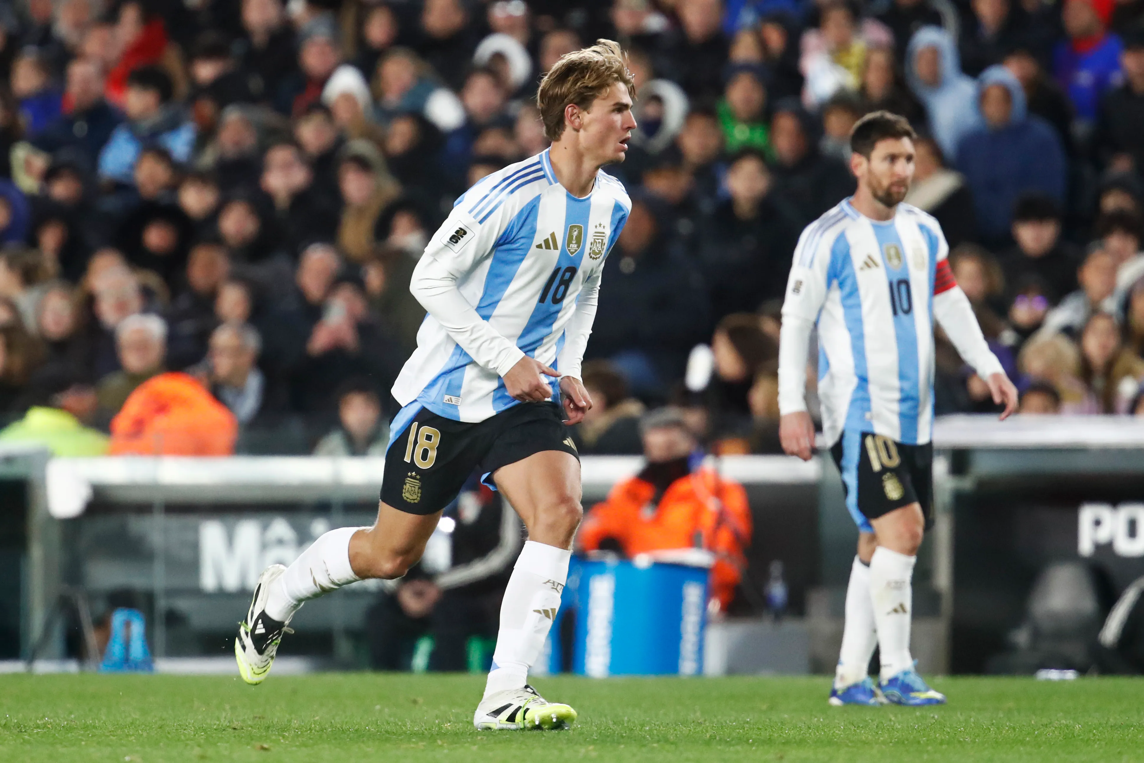 Nico Paz en la Selección Argentina. (Getty Images)