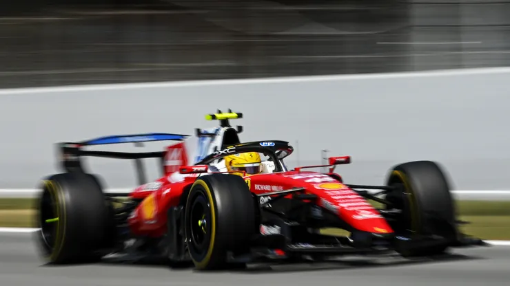 Hamilton ganó y se acercó en el campeonato