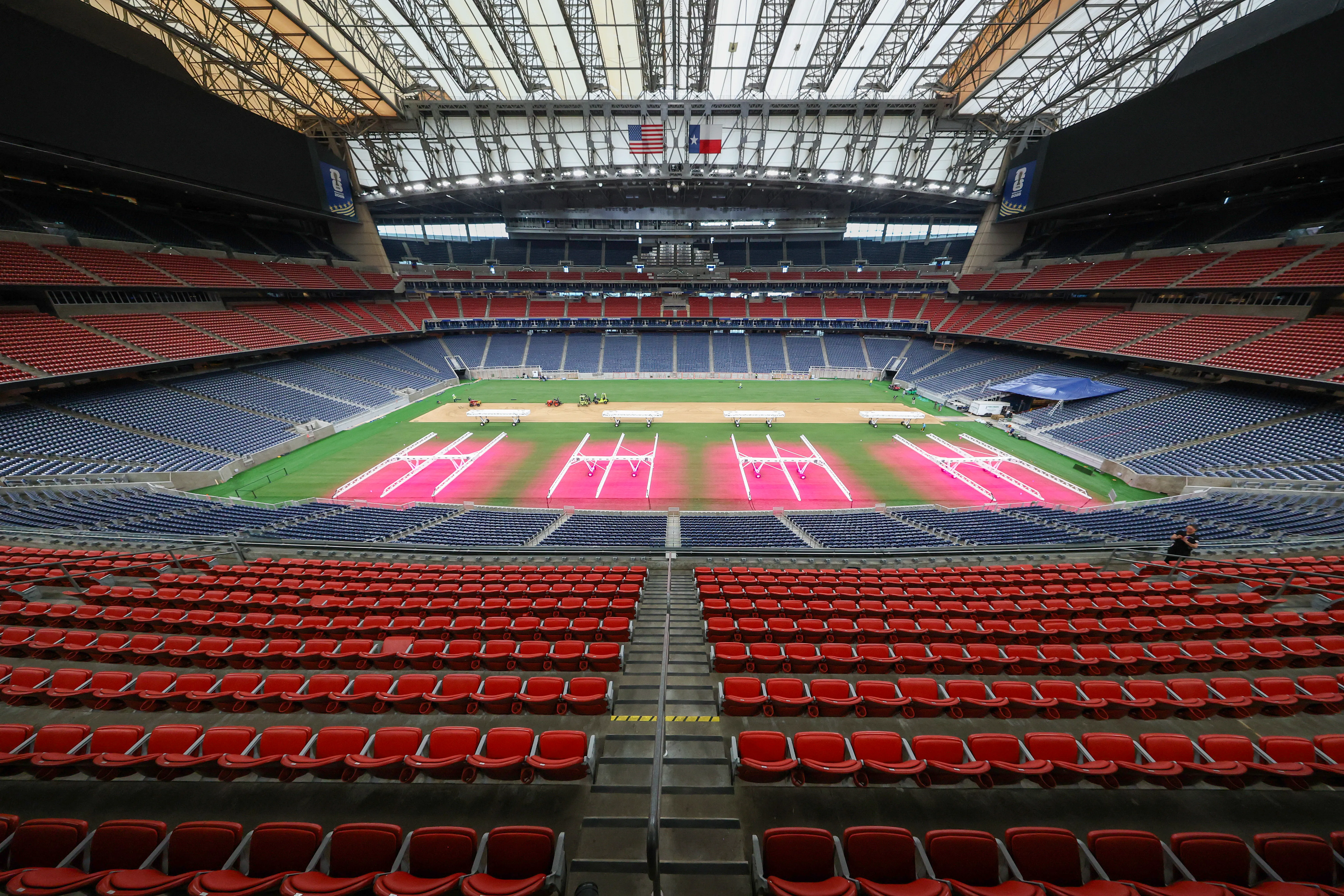 Así se trabajó para que el NRG Stadium esté en condiciones para el Mundial 2026. (Foto: Getty).
