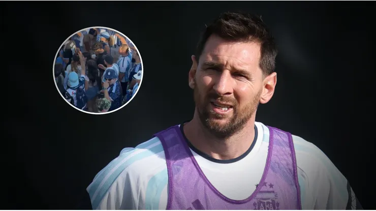 Los hinchas argentinos apoyaron con un banderazo.
