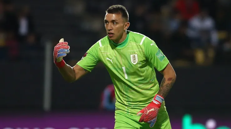 A pesar de que participará de su quinta Copa del Mundo, Fernando Muslera no llevará el parche con el que FIFA distingue a los jugadores con 5 Mundiales.