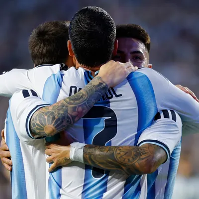 Pronósticos Argentina vs Argelia: la Albiceleste inicia la defensa del título