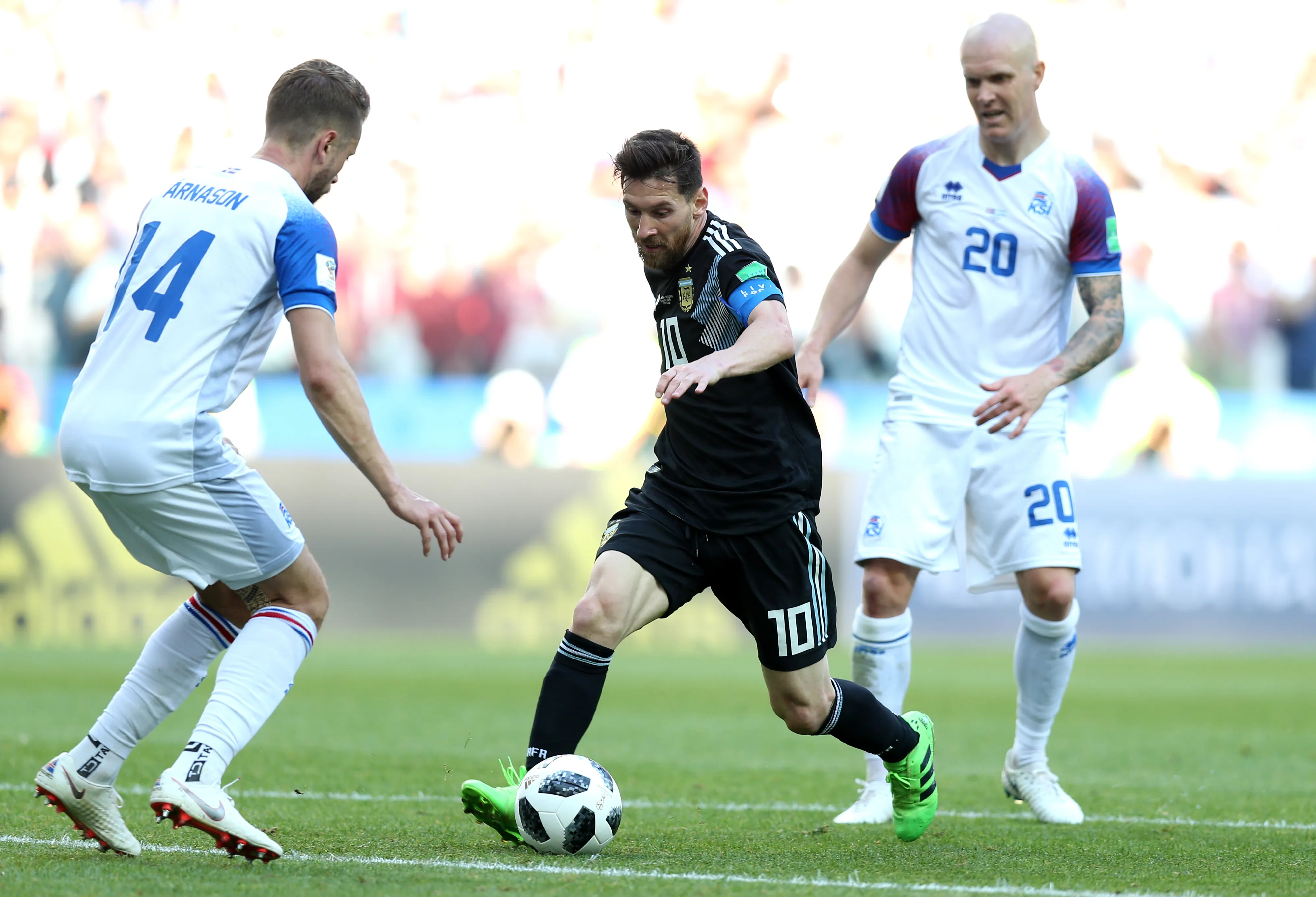 Messi ante Islandia en 2018. (Foto: Getty).
