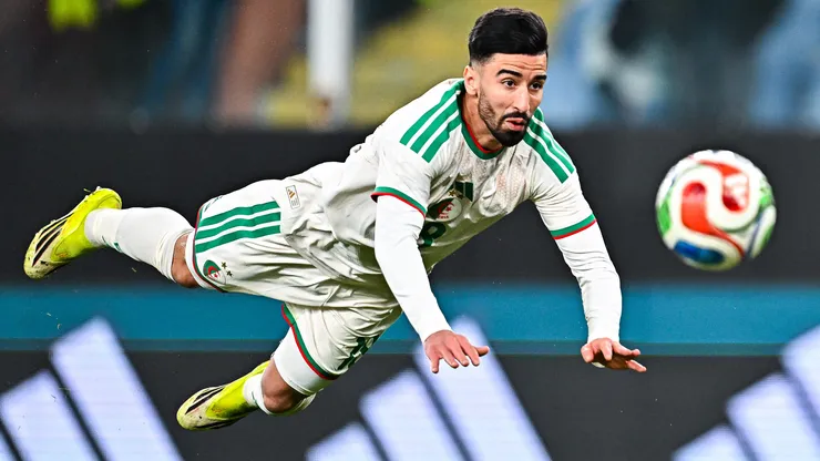 Veloz, goleador y fan de Cristiano Ronaldo: el goleador de Argelia al que rechazaron por su baja estatura y hoy quiere ser el terror de Argentina