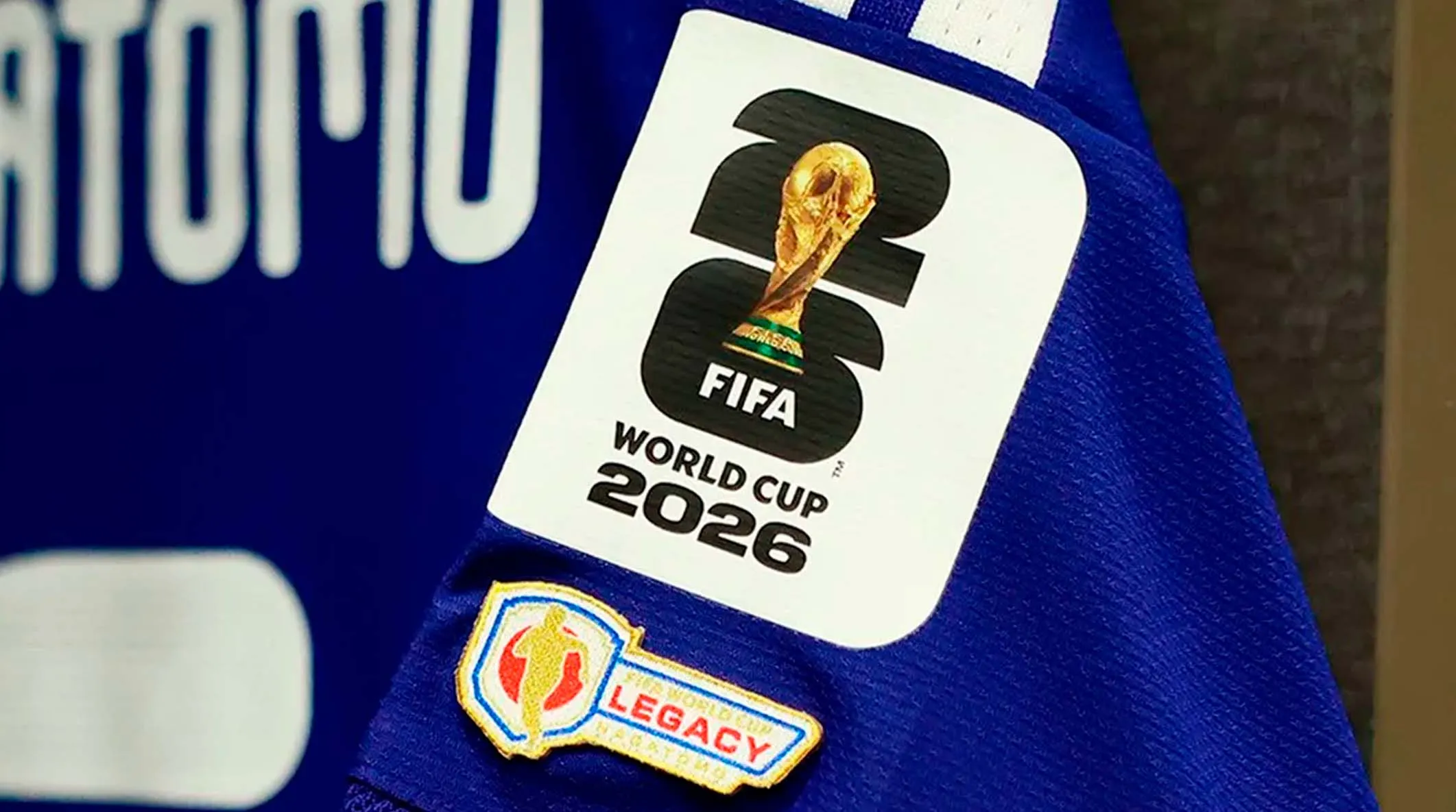 El parche que lleva la camiseta de Lionel Messi. (Getty).