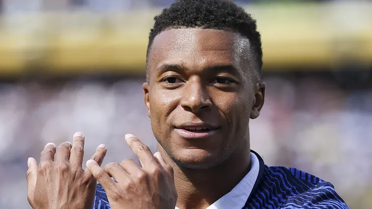 Kylian Mbappé festeja su gol ante Senegal.