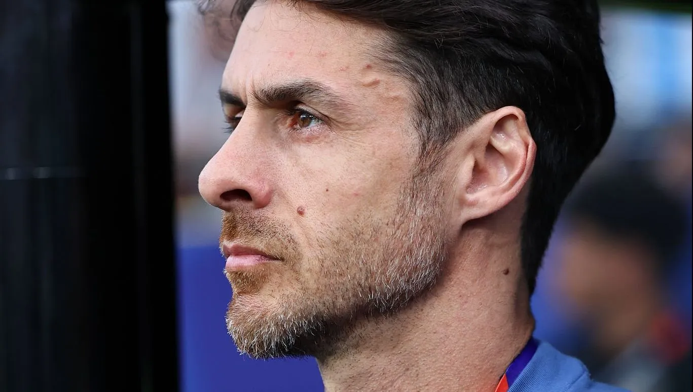 Pablo Aimar, ayudante de campo de Scaloni en la Selección.