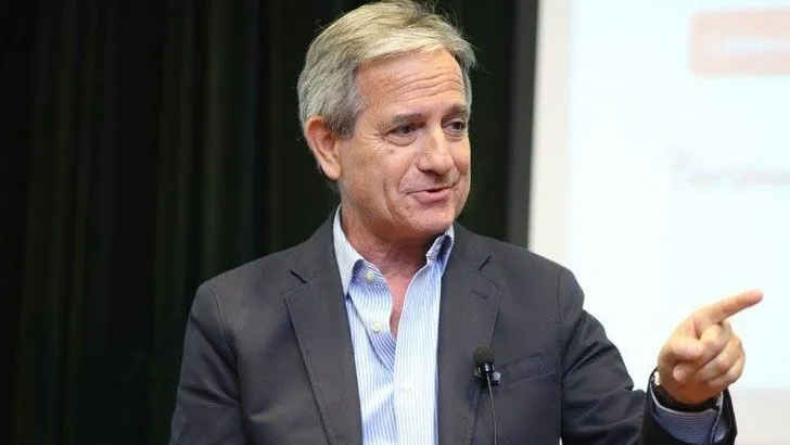 Andrés Ibarra aspira a ir nuevamente a por la presidencia de Boca.