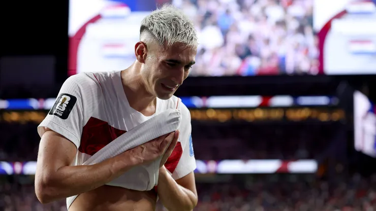 Mert Muldur rompe en llanto tras la eliminación de los turcos.