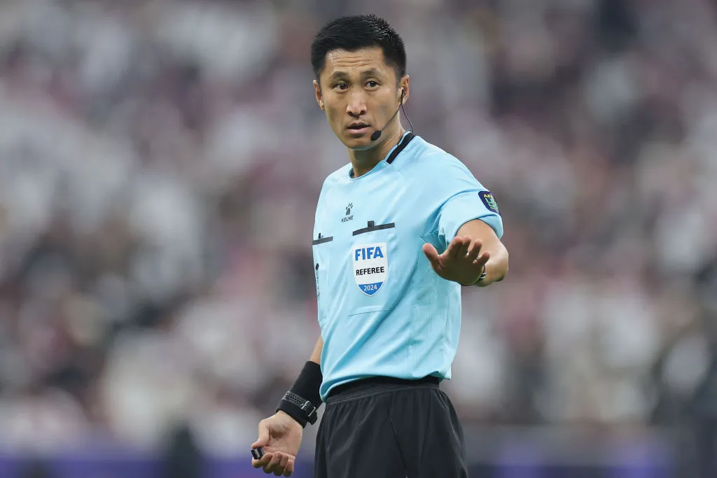 Ma Ning, el chino que arbitrará el partido entre Ecuador y Curazao. (Getty)