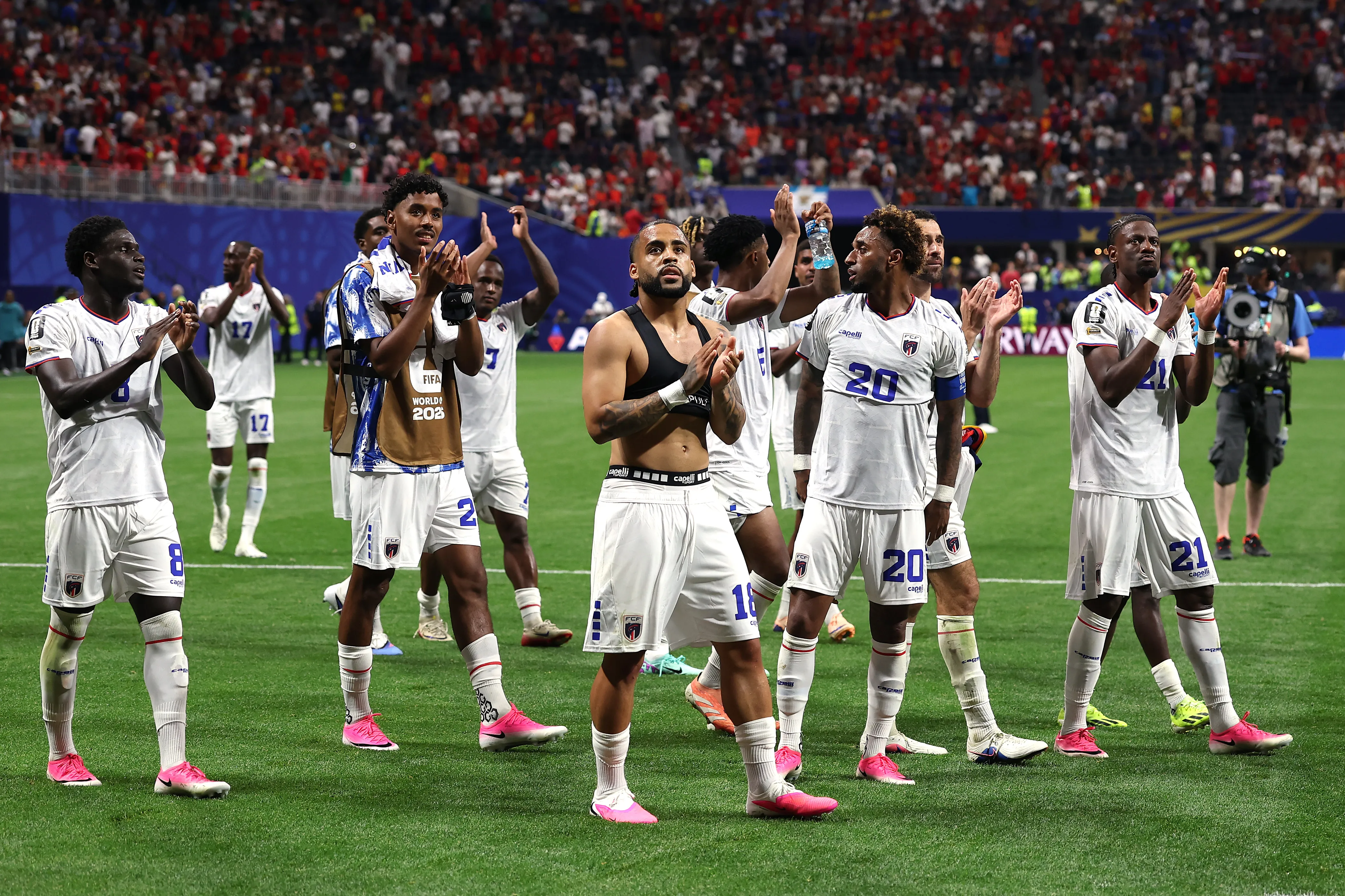 Los futbolistas de Cabo Verde tras empatar con España en el Mundial 2026. (Getty Images)