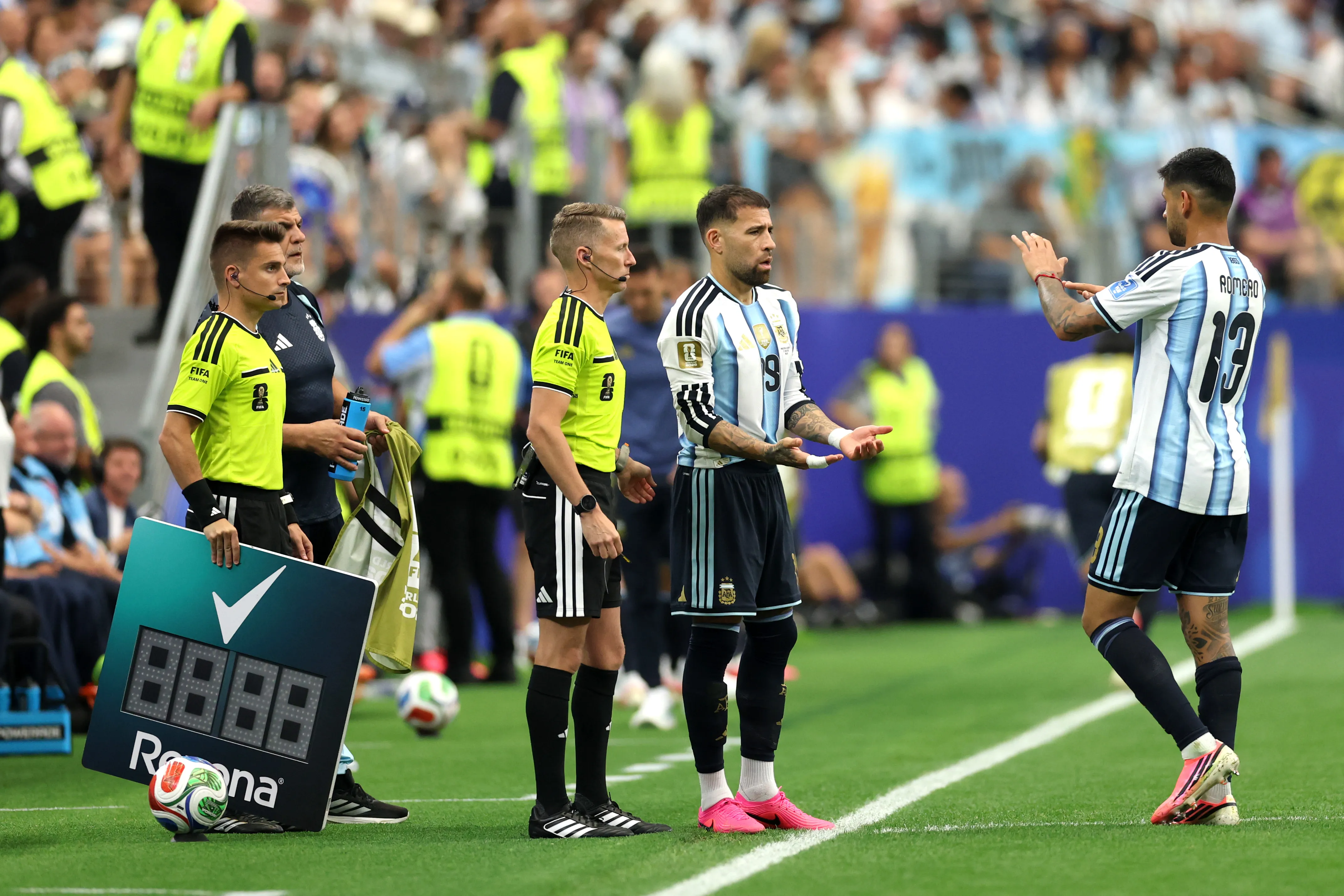 Cristian Romero fue reemplazado por Nicolás Otamendi en Argentina – Austria por el Mundial 2026. (Getty Images)