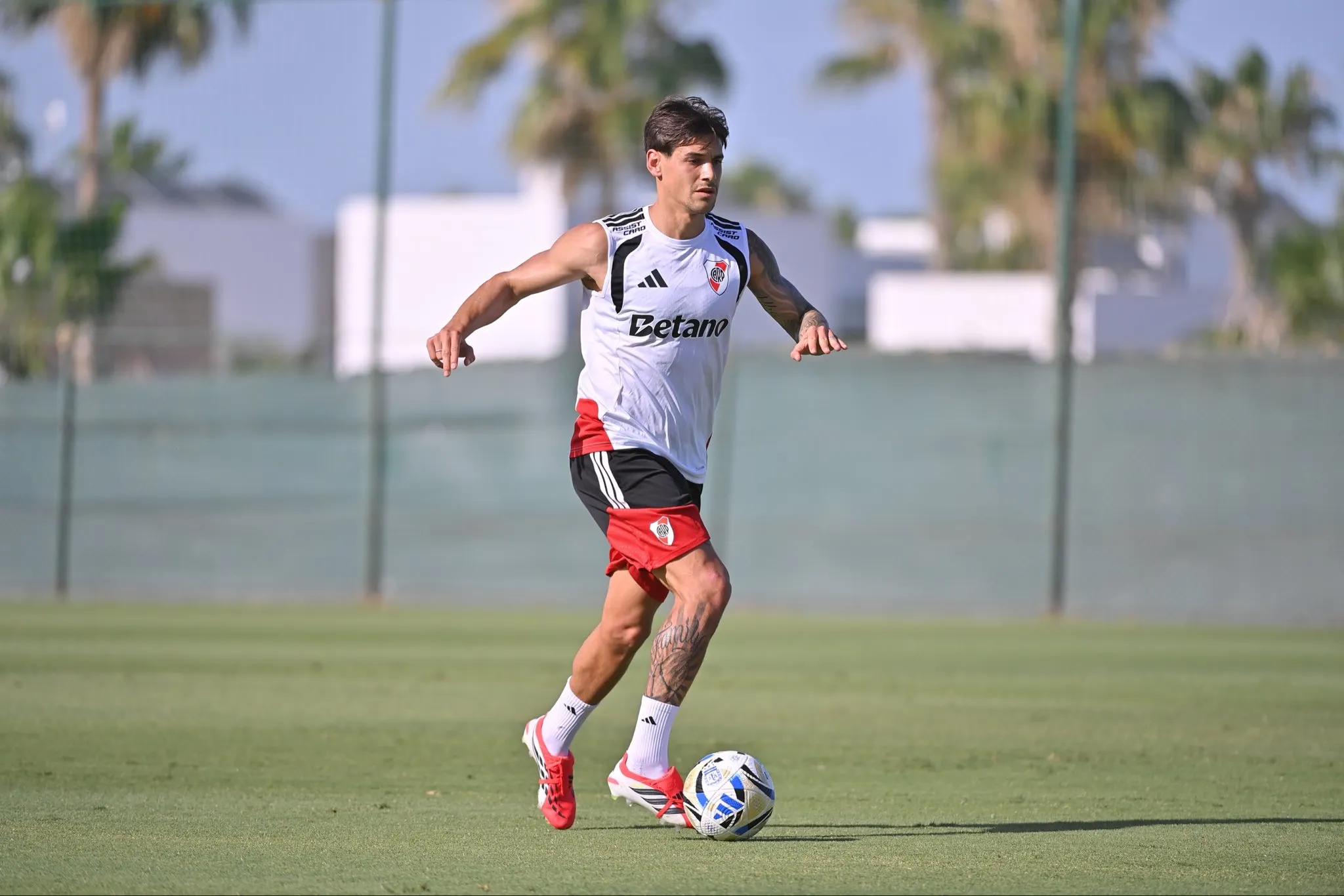 River suma su tercer día de pretemporada en Alicante.