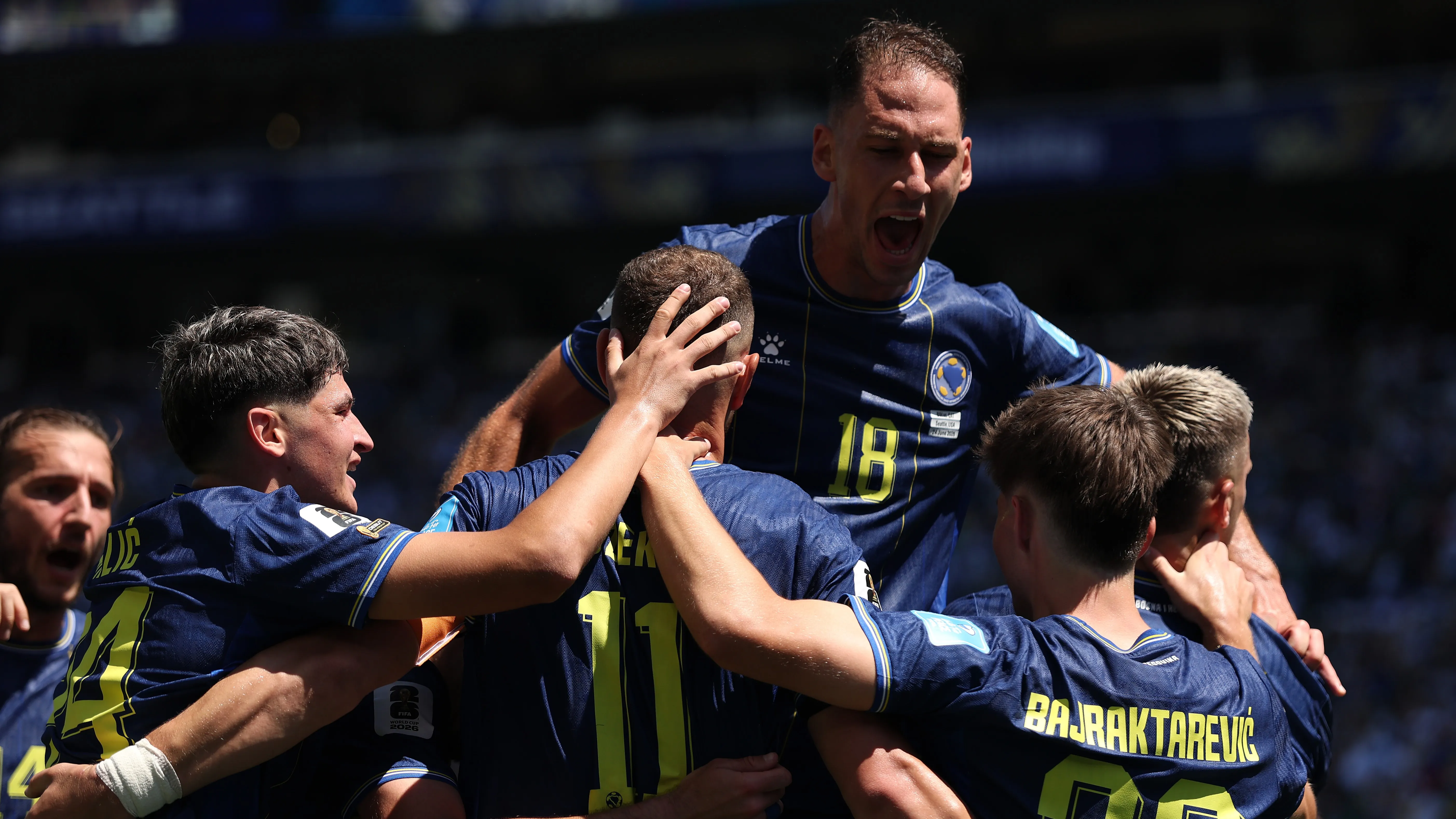Los bosnios celebran uno de sus goles en el Mundial 2026.