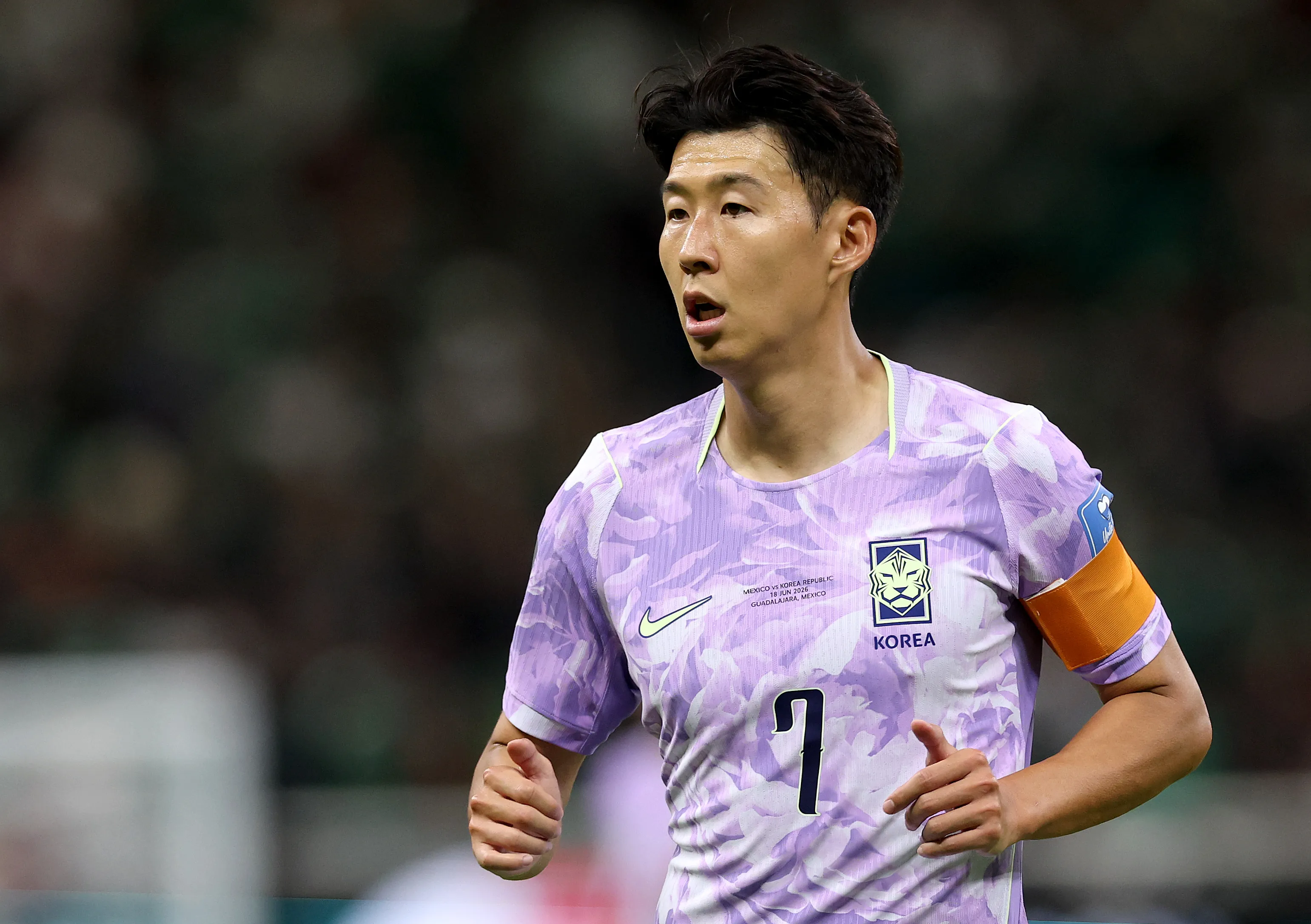 Heung-Min Son no juega ante Sudáfrica. (Carl Recine/Getty Images)