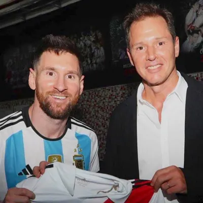 Cómo fueron los contactos de Brito con Messi para que sea refuerzo de River