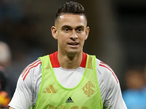 Fuerte repudio de los hinchas de River ante el posible regreso de Rafael Santos Borré