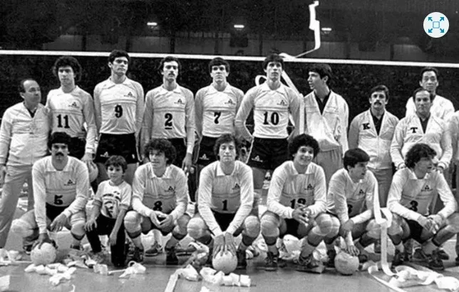 El plantel del 82 que fue bronce en el Mundial. Foto Mundo AMateur.