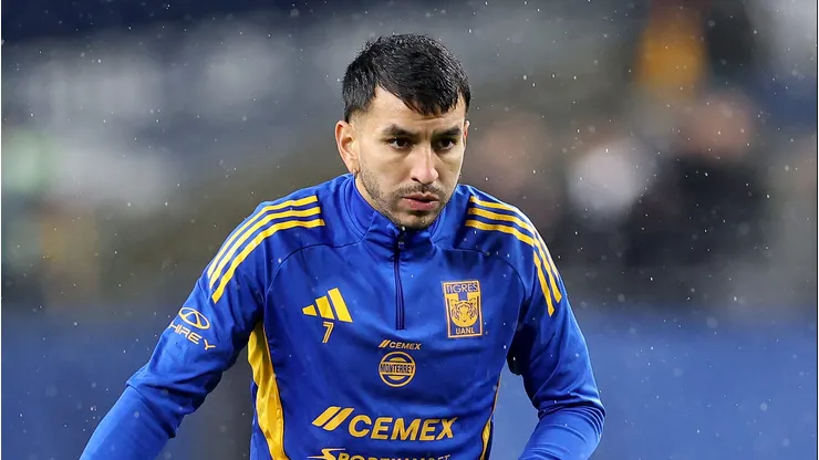 Correa reportó con Tigres y guardó silencio sobre la negociación con River