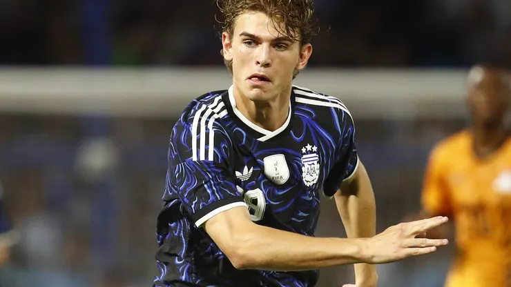 Nico Paz seguirá su carrera en el Como 1907