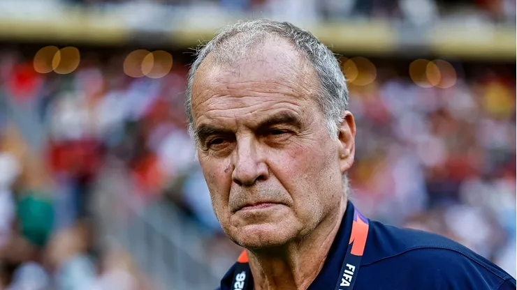 El trabajo que Newell's tiene para ofrecer a Bielsa tras la eliminación de Uruguay