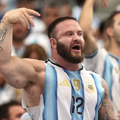 Los hinchas de Argentina apuntaron contra un titular: "No es titular ni en Cabo Verde"