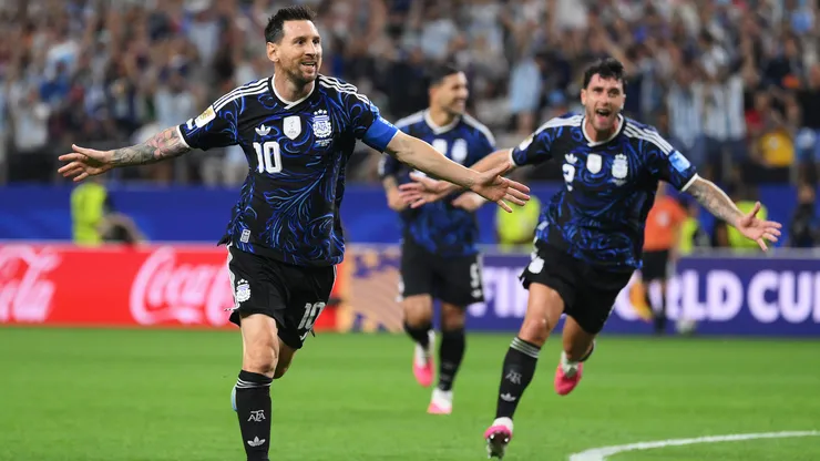 Lionel Messi se llevó la tapa de los diarios del mundo tras la victoria de Argentina 3 a 1 sobre Jordania en Dallas.