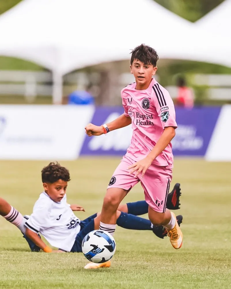 Thiago jugando el torneo en República Dominicana. Foto MICFootball.