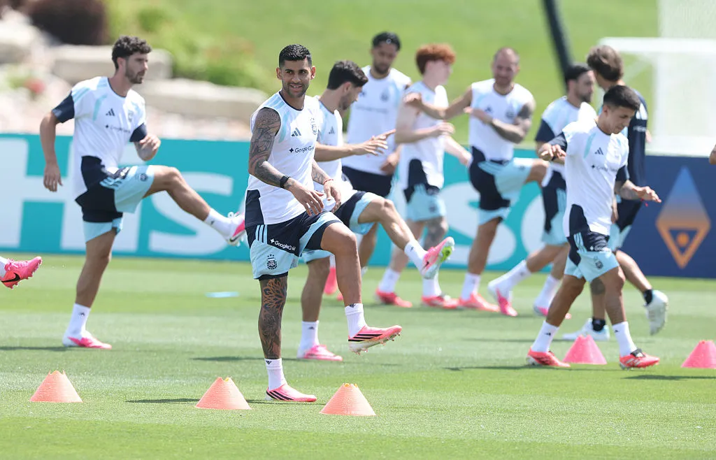 Cristian Romero en el entrenamiento de la Selección Argentina en el Mundial 2026. (Getty Images)