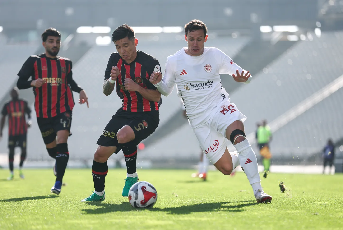 Matías Kranevitter en Fatih Karagümrük de Turquía. (Foto: Getty).