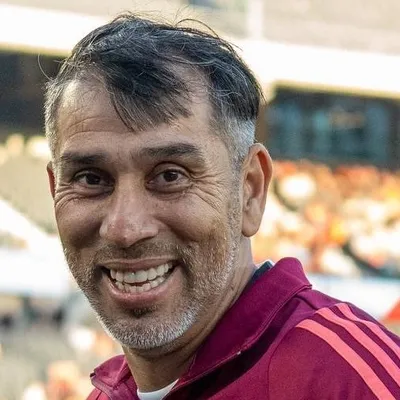 La reacción de Pipino Cuevas al triunfo de Paraguay: "Había prometido que dejaba el alcohol"