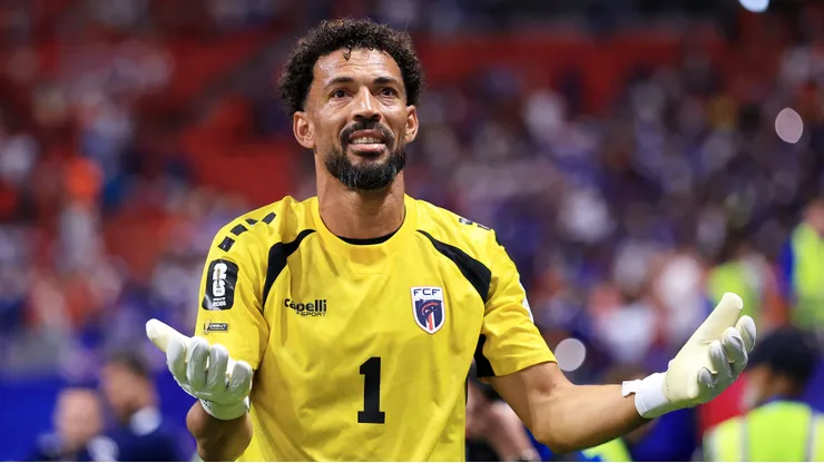 Vozinha, el arquero revelación del Mundial que cualquier club puede fichar gratis