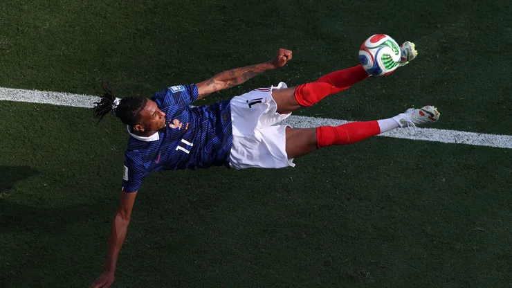 Olise recibe postulaciones al Balón de Oro