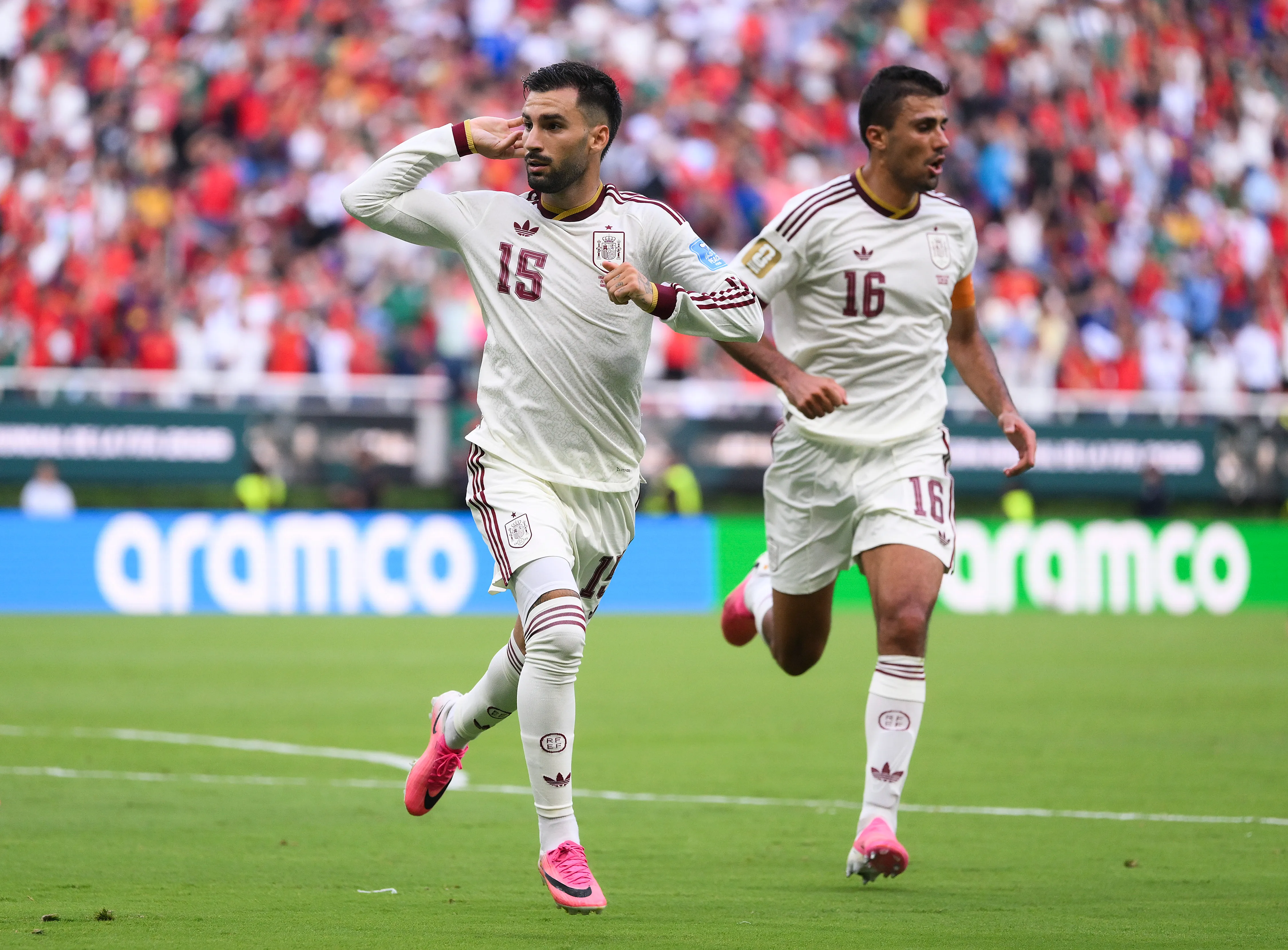 Alex Baena, en su festejo tras su gol vs. Uruguay. Getty Images.