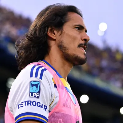Con autocrítica y emoción, Cavani se despidió de Boca: “Lejos de dejar huella”